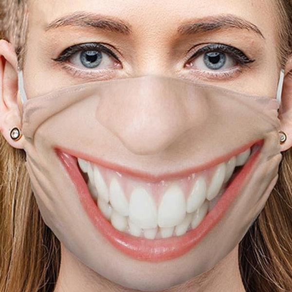 vrouwen glimlachen masker op gezicht
