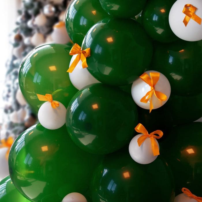 Ballonkerstboom​ - Opblaasbare kerstboom gemaakt van ballonnen