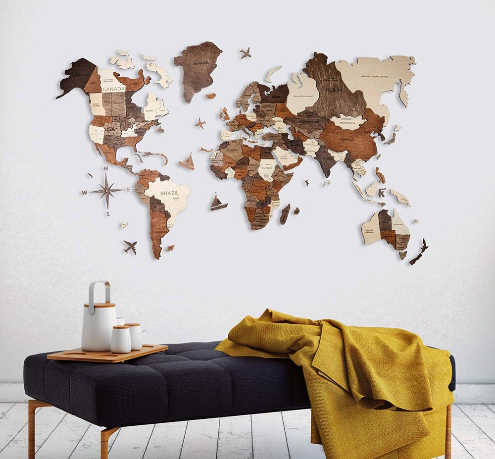 3D houten wereldkaart aan de muur