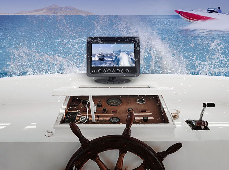 waterdichte monitor op jachtboot